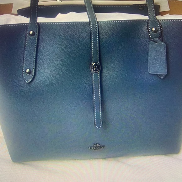 COACH MARKET TOTE - Picture 8 of 16